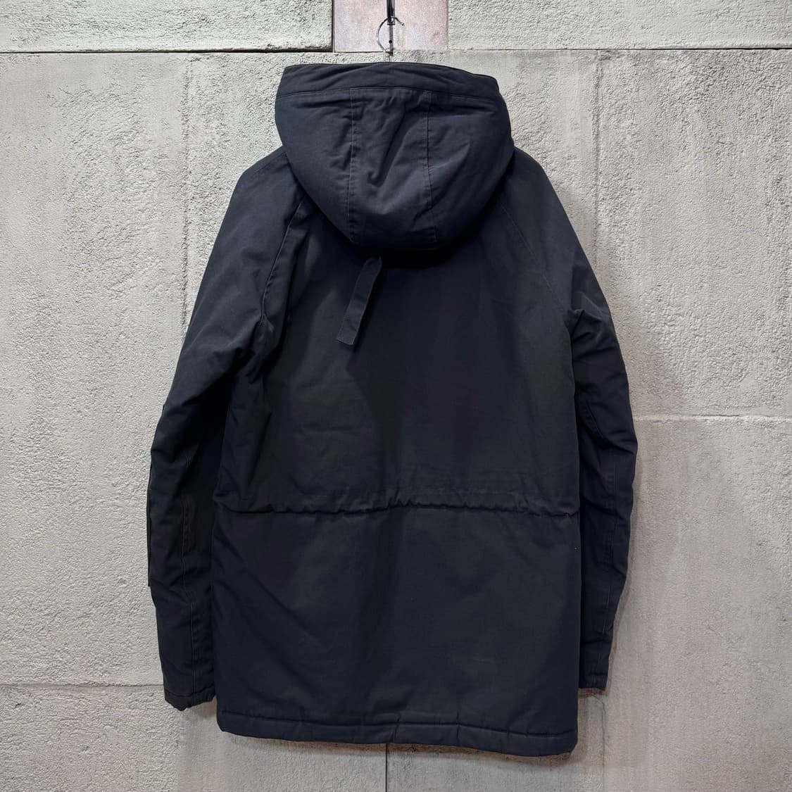칼하트 WIP 블랙 트래퍼 파카 (S)   상품이미지4