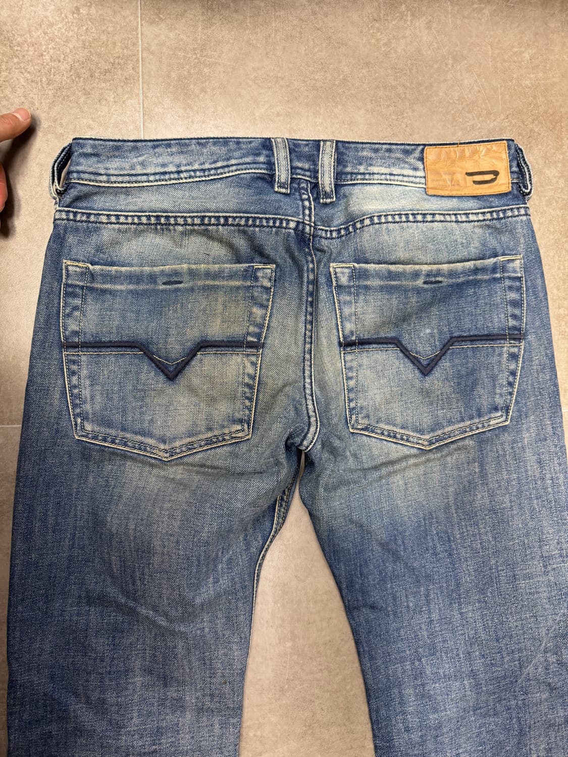 DIESEL ZATHAN 부츠컷 데님 (W30) 상품이미지3