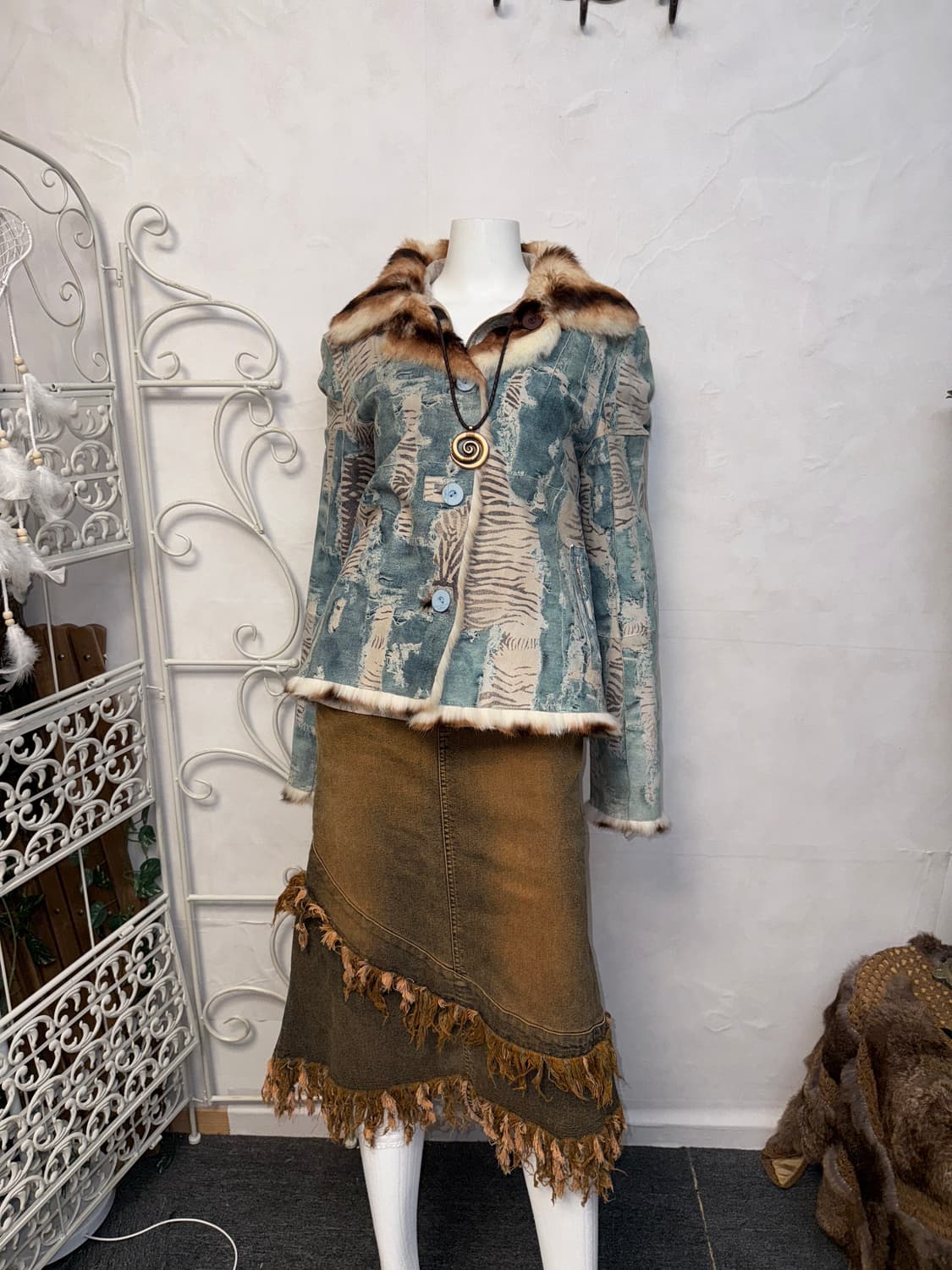 Washing blue denim zebra rabbit fur 무스탕 상품이미지4
