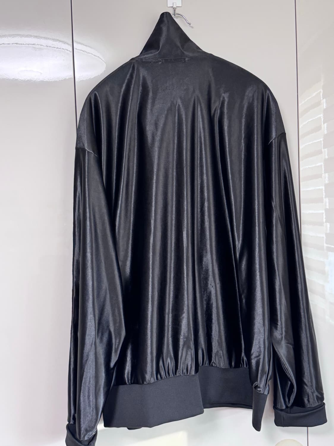 착샷 o) 아디다스 Q3 오버사이즈 트랙탑 블랙 져지 M 상품이미지2