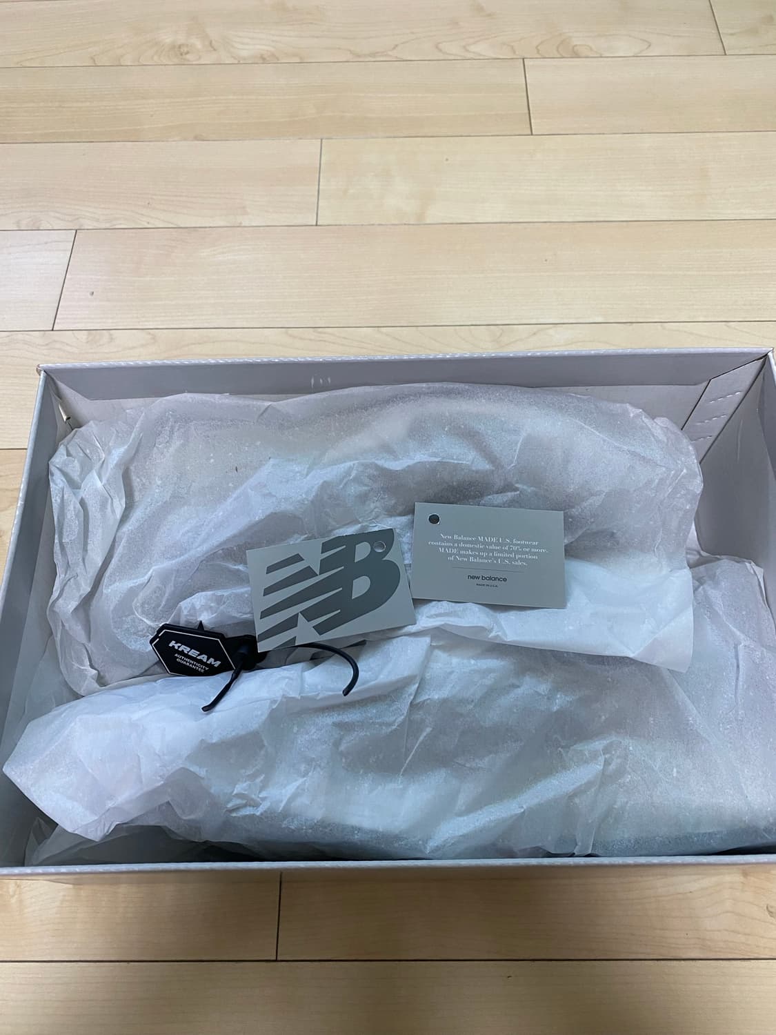뉴발란스 992 코어 그레이 실버 메탈릭 255 상품이미지3