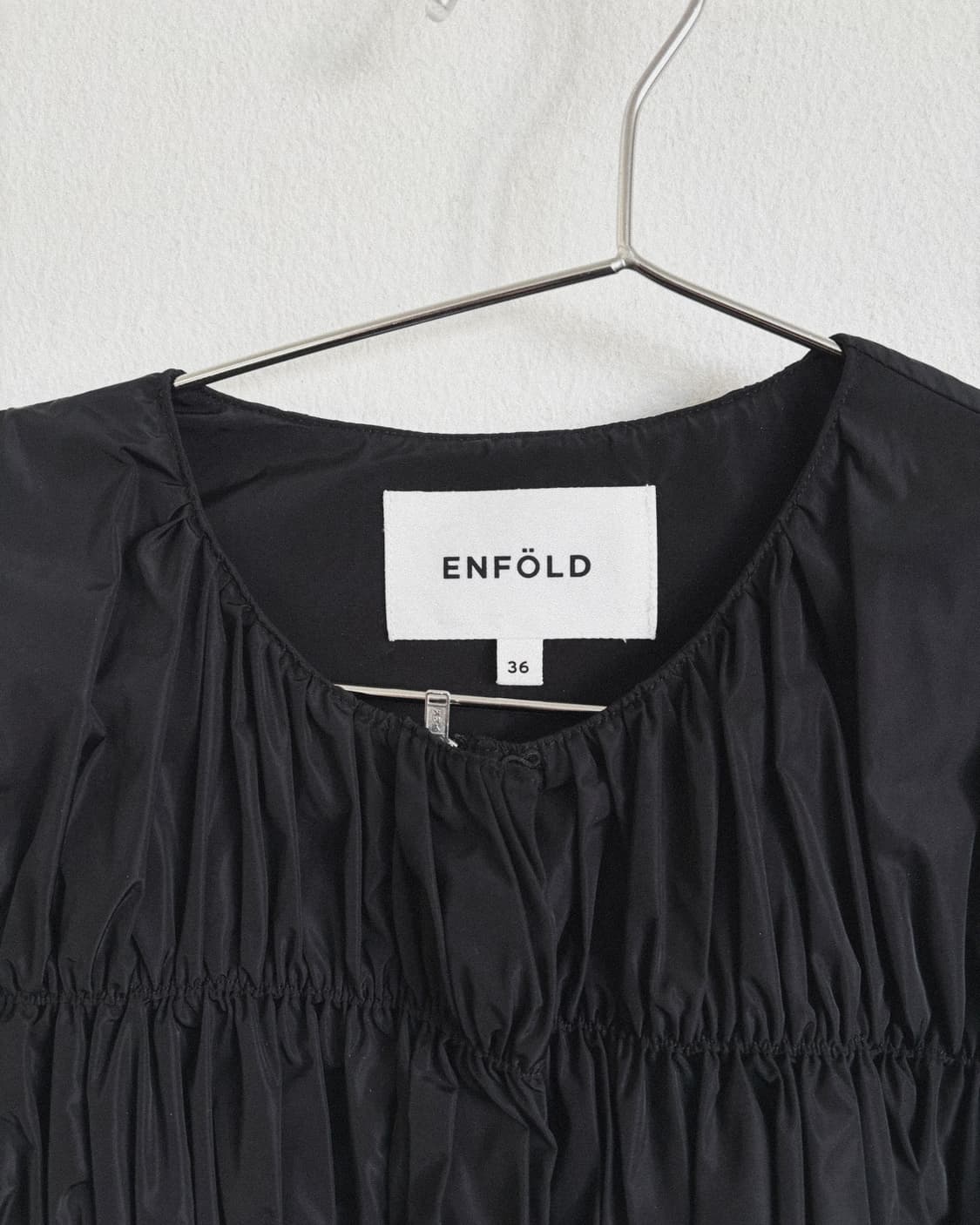 enfold 엔폴드 나일론 플리츠 플레어핏 자켓 상품이미지6