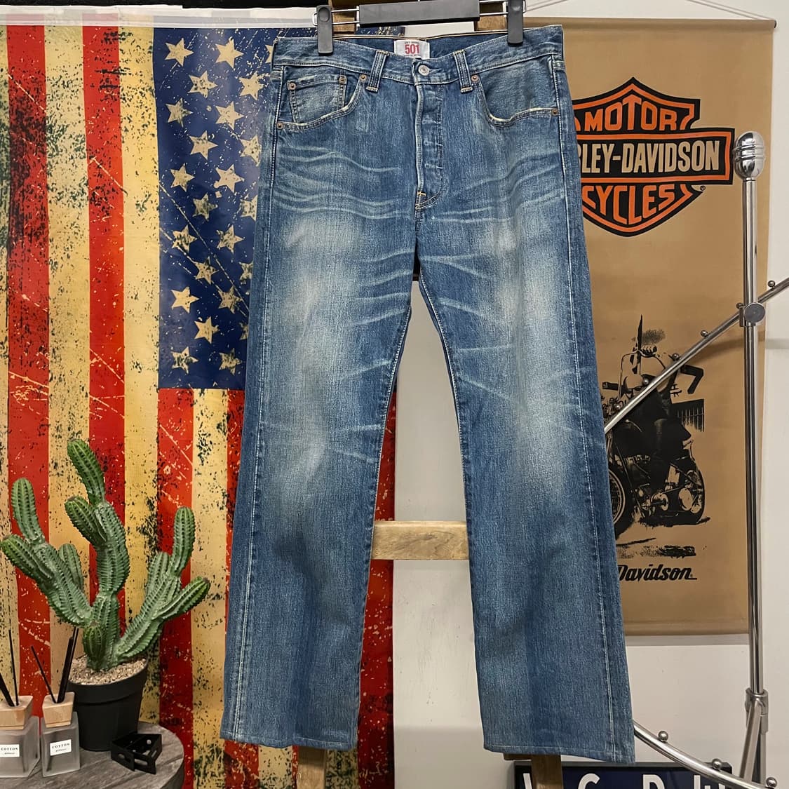 90s 리바이스 501 오리지널 플라이 버튼 스트레이트 데님 팬츠 상품이미지1