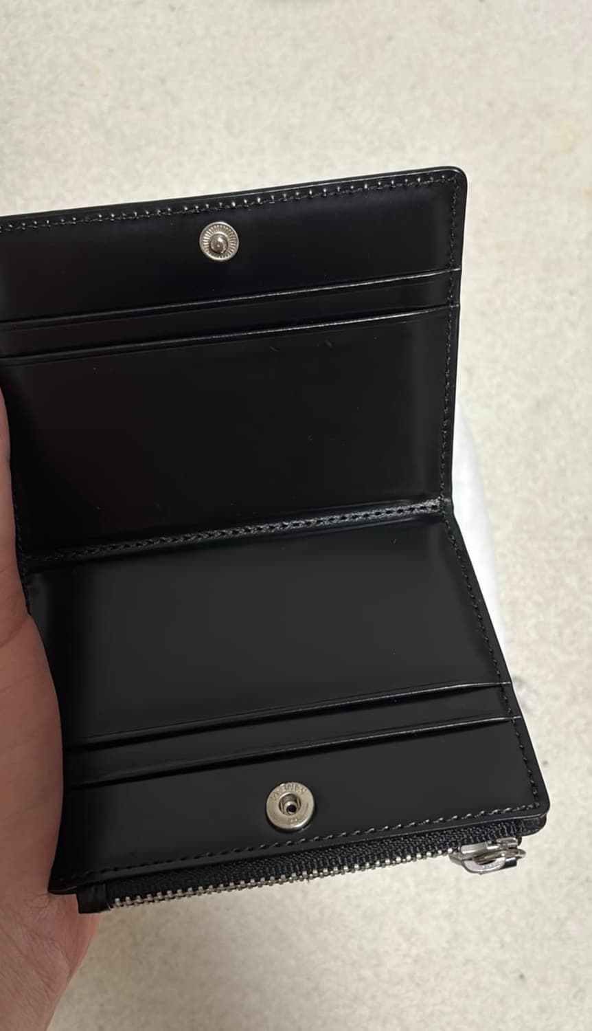 아더에러 클라디 월렛 지갑 팝니다 상품이미지3