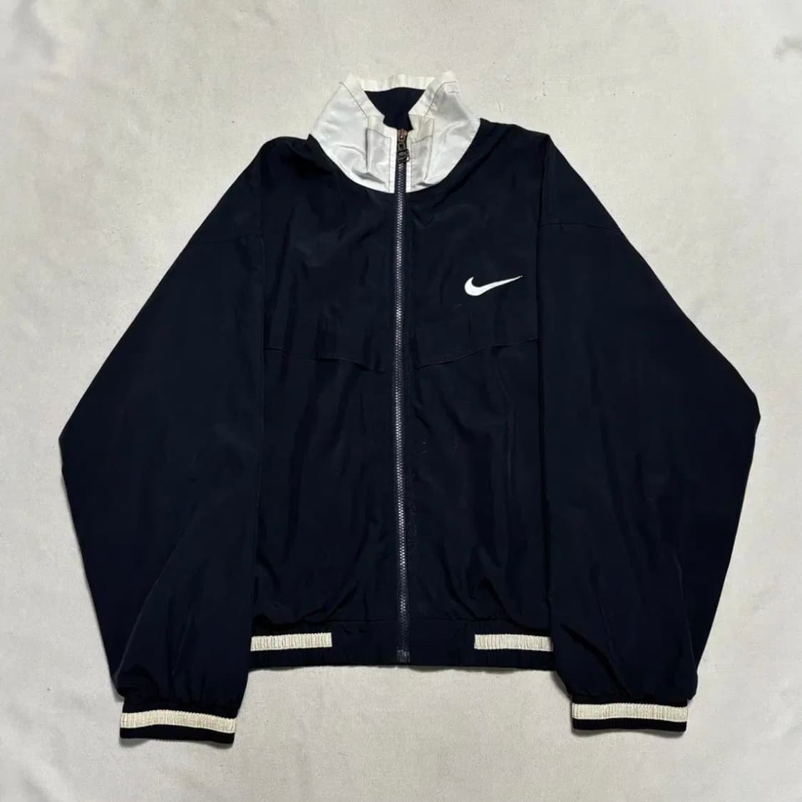 나이키 90s 올드스쿨 스우시 네이비 바람막이 상품이미지2