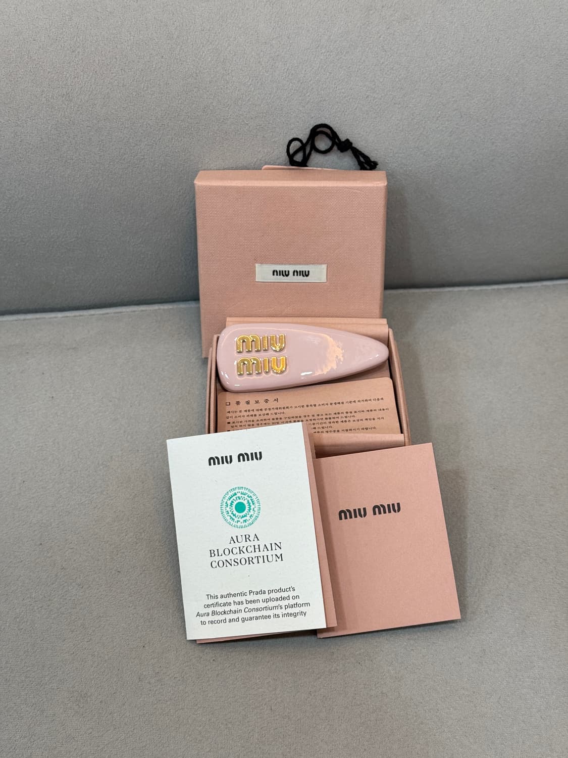 새상품급 미우미우 페이던트 헤어 머리핀  상품이미지1