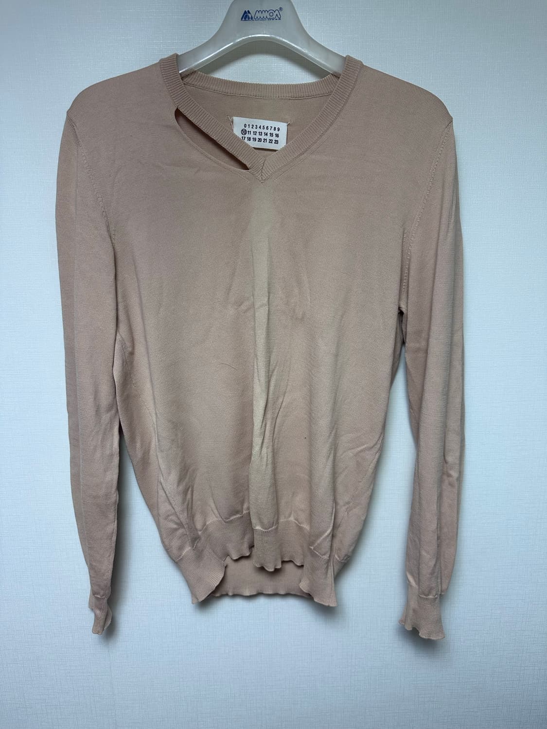 메종 마르지엘라 v넥 니트 상품이미지1