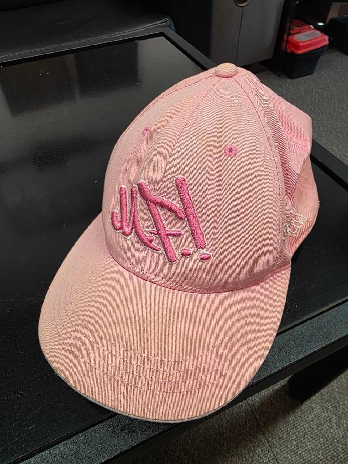 마자플라바 y2k 자수로고 핑크볼캡 상품이미지1