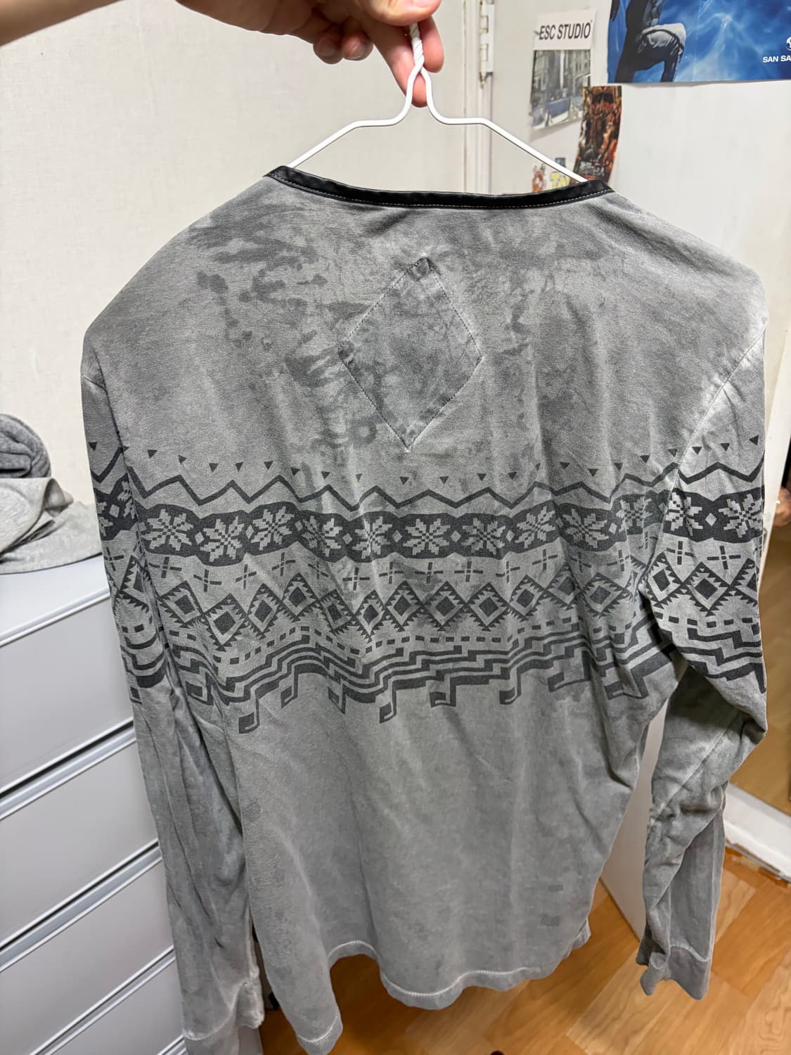 DIESEL 헨리넥 워시드 롱슬리브 티셔츠 상품이미지3