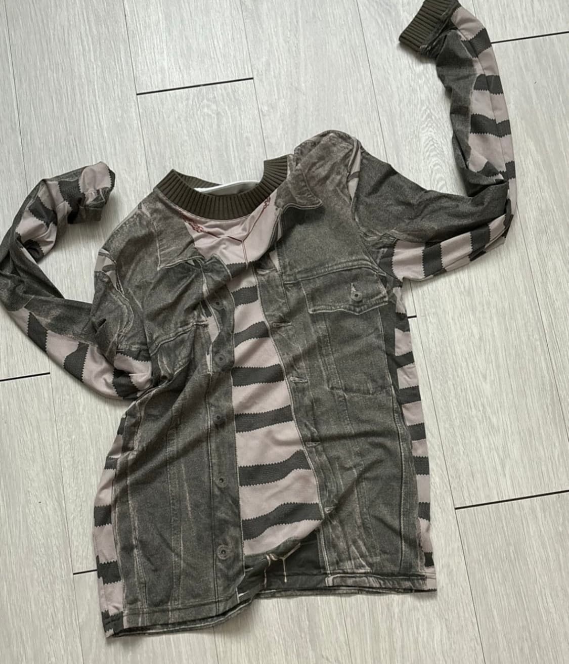 와이프로젝트 x 장폴고티에 트롱프뢰유 롱슬리브 상품이미지1