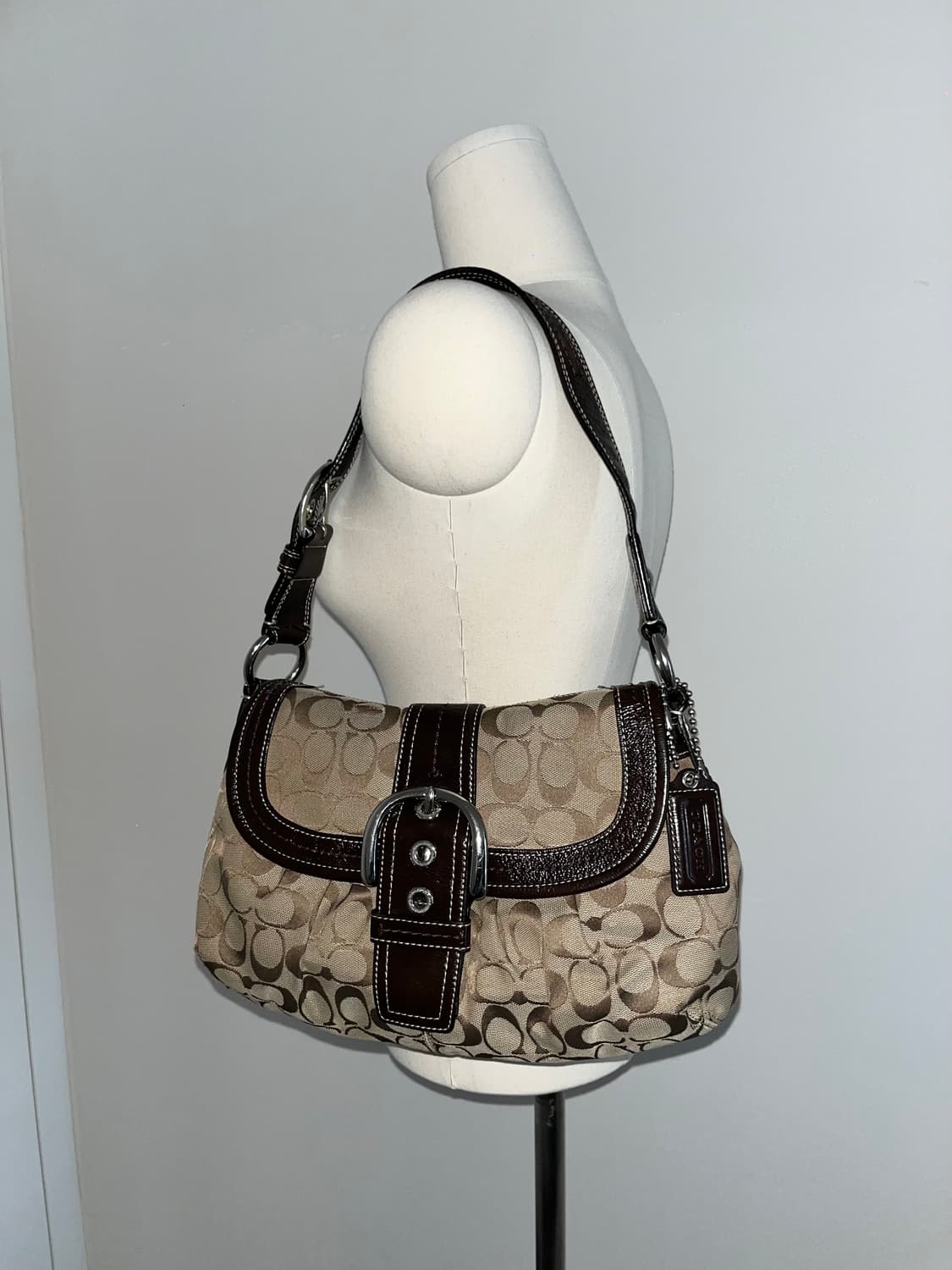 Coach basic shoulder bag 상품이미지2