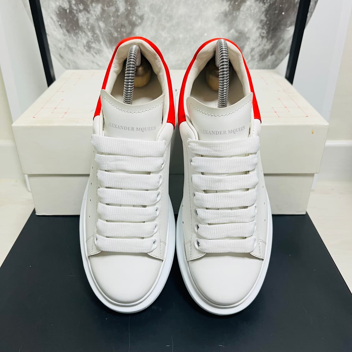 정품 36.5) 알렉산더 맥퀸 오버솔 스니커즈 230~235 상품이미지3