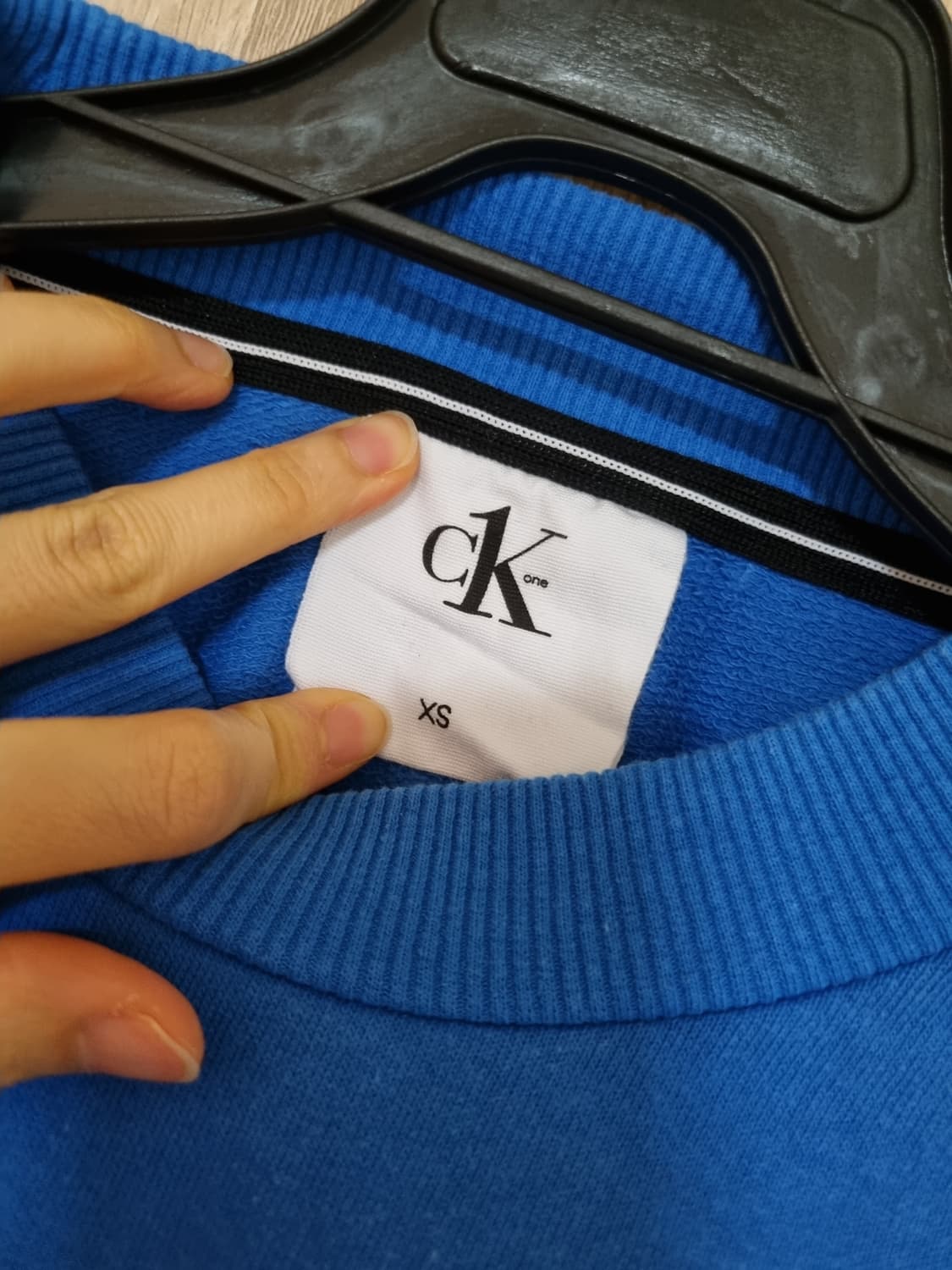 CK 캘빈클라인 크롭 맨투맨 상품이미지2