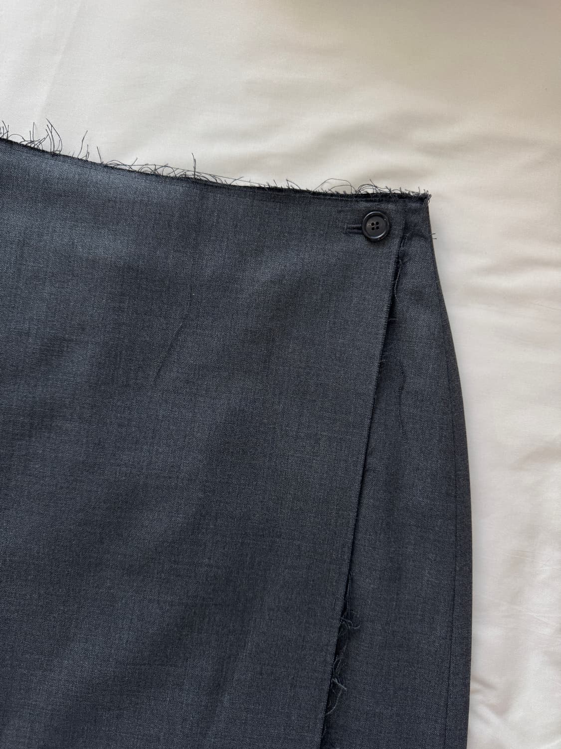 낫띵에브리띵 WOOL WRAP SKIRT IN GREY 상품이미지8
