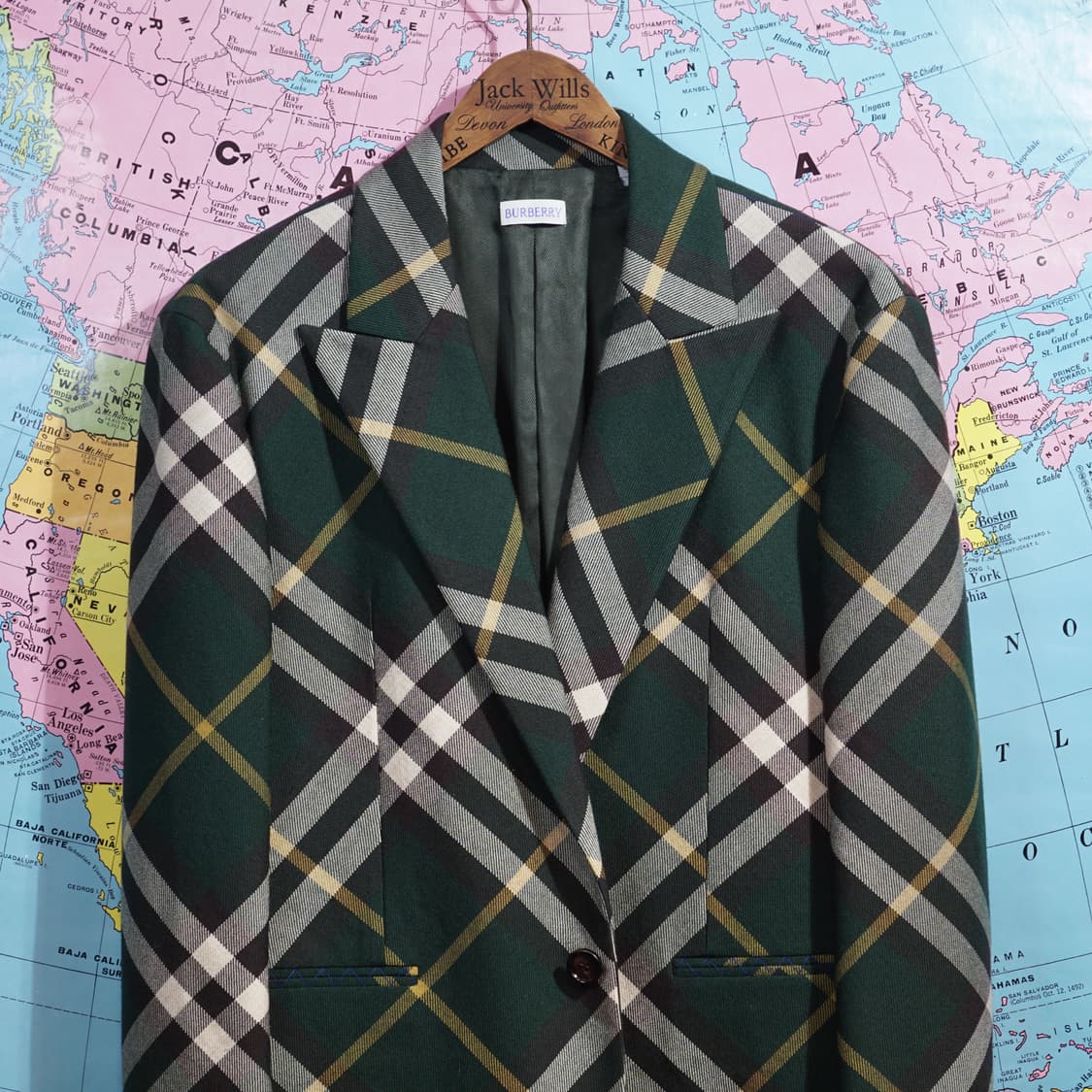 버버리 24ss 컬렉션 체크 자켓 상품이미지4