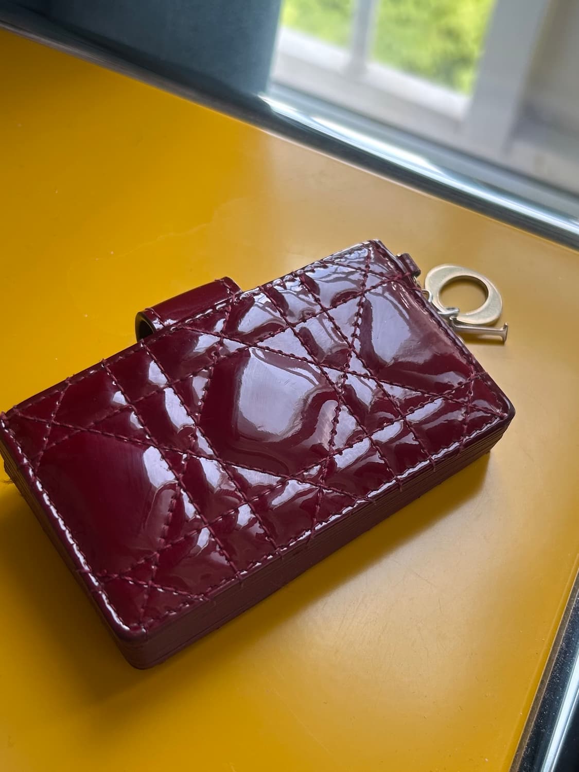 특가‼️)) Dior 디올 레이디 까나쥬 아코디언 카드지갑 버건디 지갑 상품이미지3