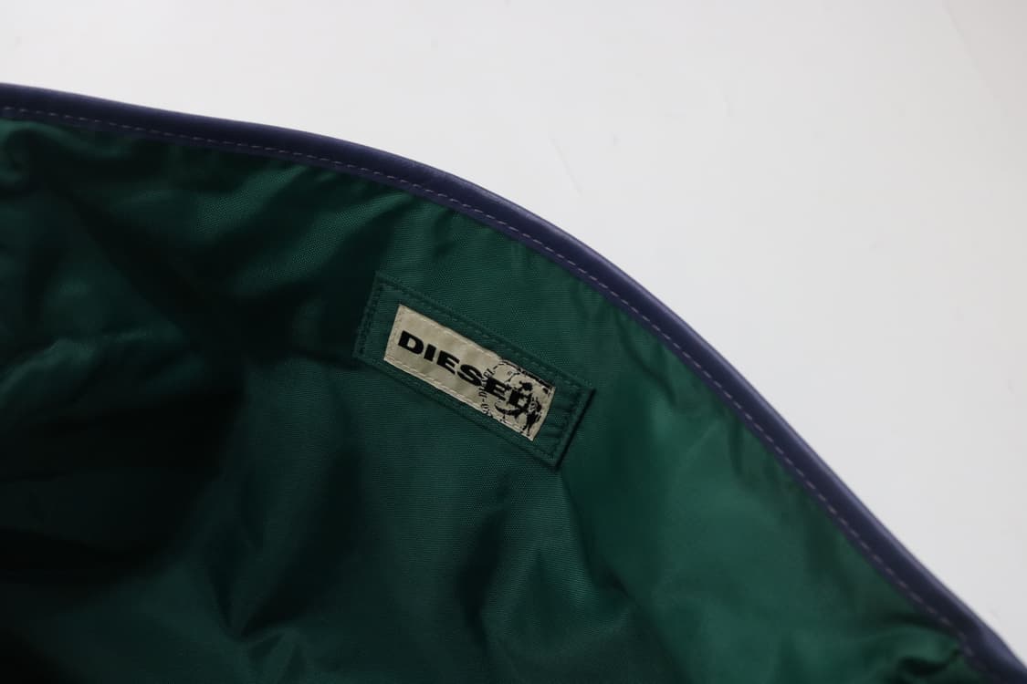 DIESEL 디젤 빈티지 포켓 로고 나일론 크로스 메신저 백 상품이미지9