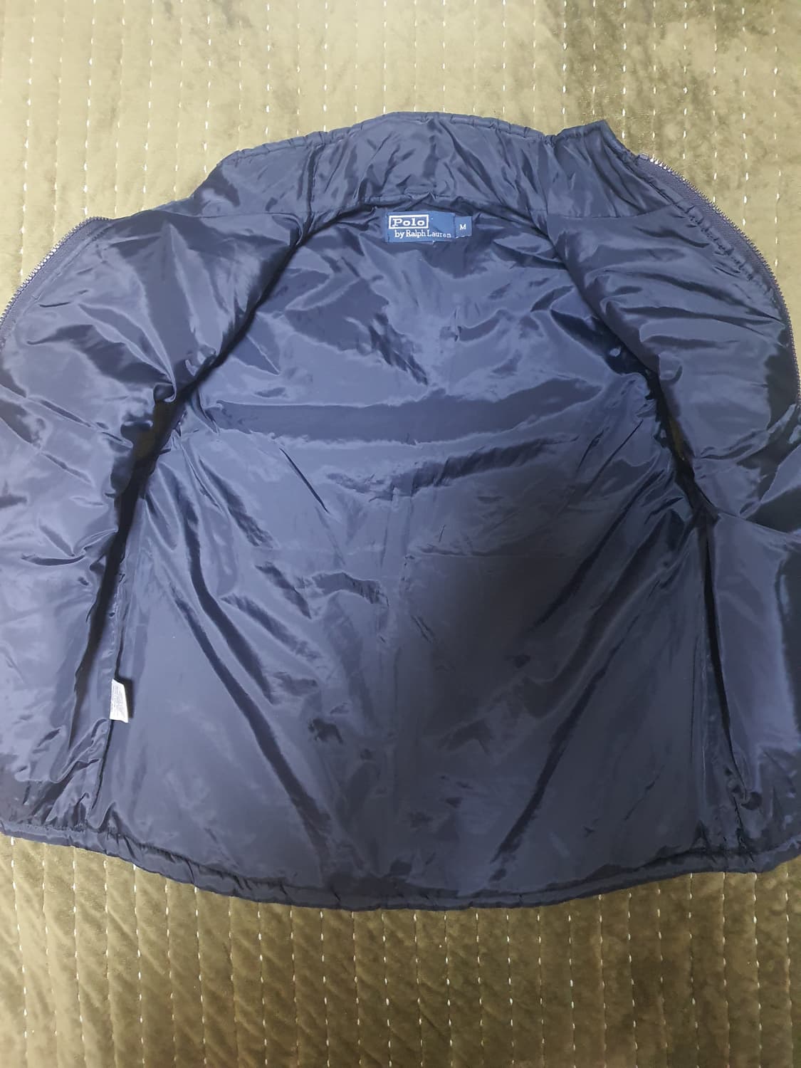 폴로 랄프로렌 빅포니 조끼패딩 상태좋고 깨끗해요.사이즈 95 상품이미지2