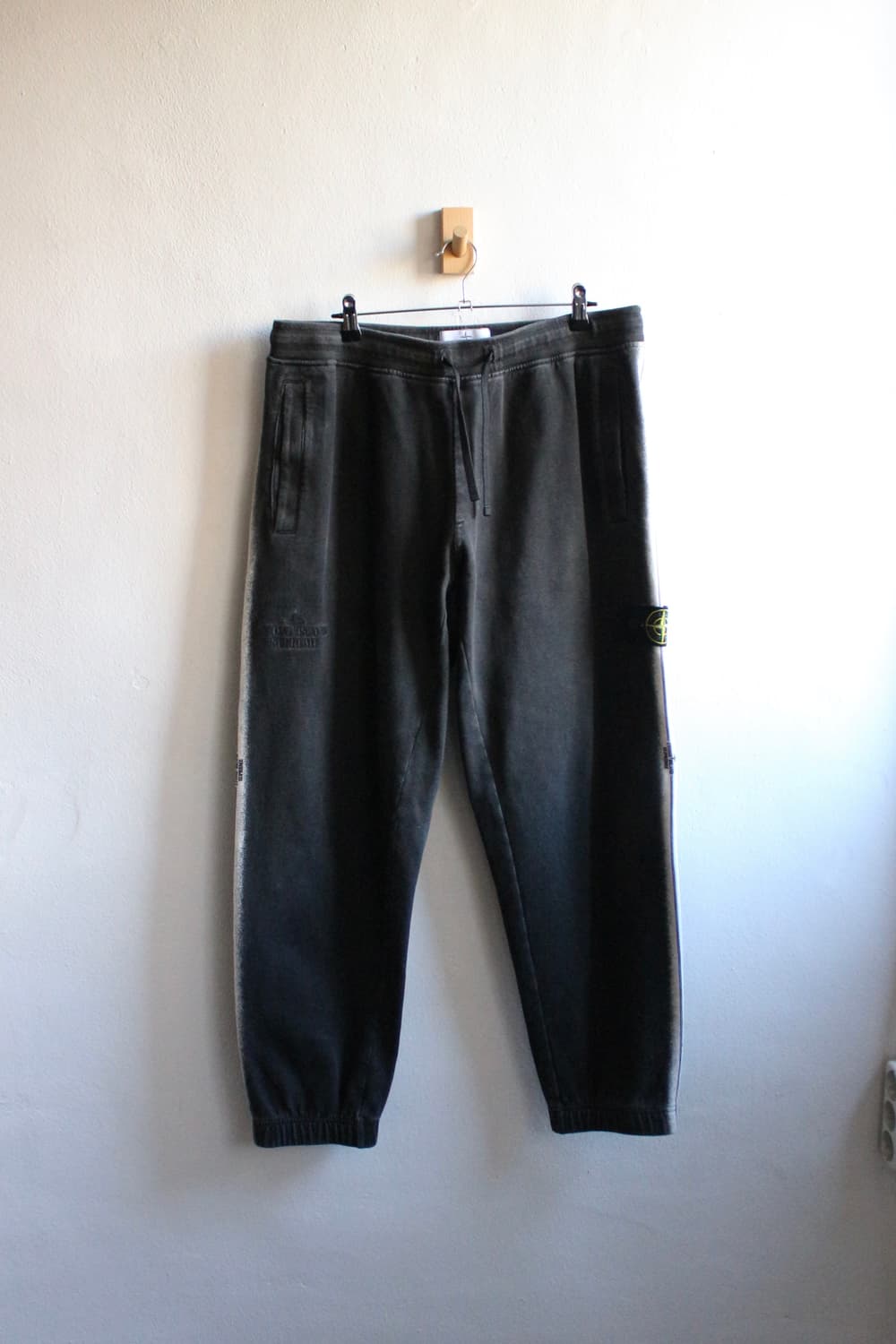 슈프림 x 스톤아일랜드 스트라이프 스웻 팬츠 상품이미지2