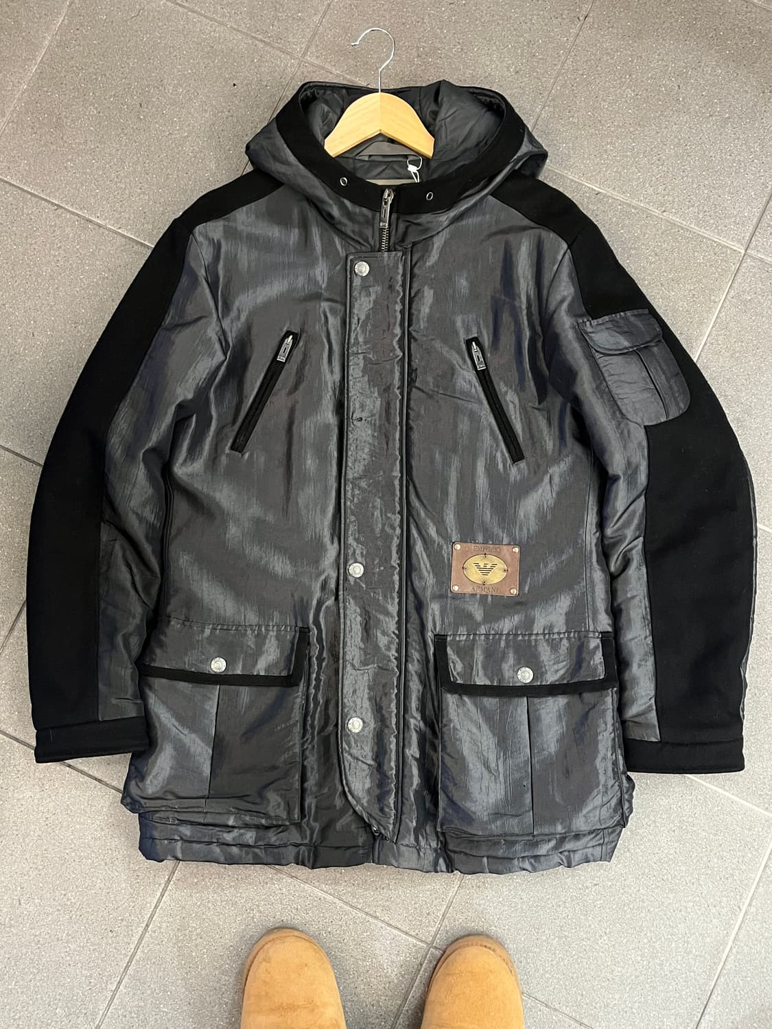 엠포리오 아르마니 푸퍼자켓 상품이미지1