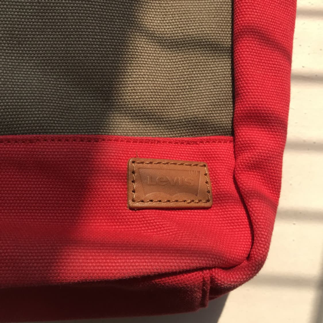 리바이스 올리브 토트백 상품이미지3