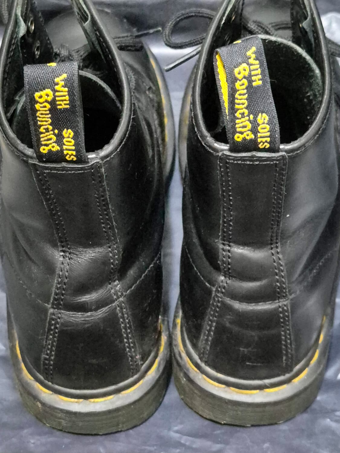 닥터마틴 1460 8홀 블랙 235 상품이미지2