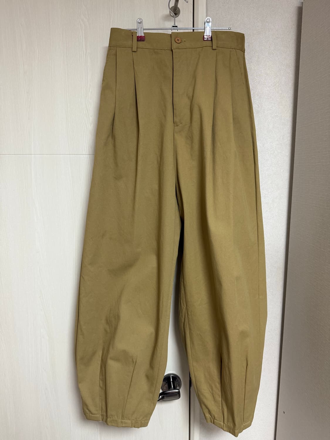 어반스터프 - 스트럭쳐드 롱 벌룬 팬츠 (딥베이지) 상품이미지2