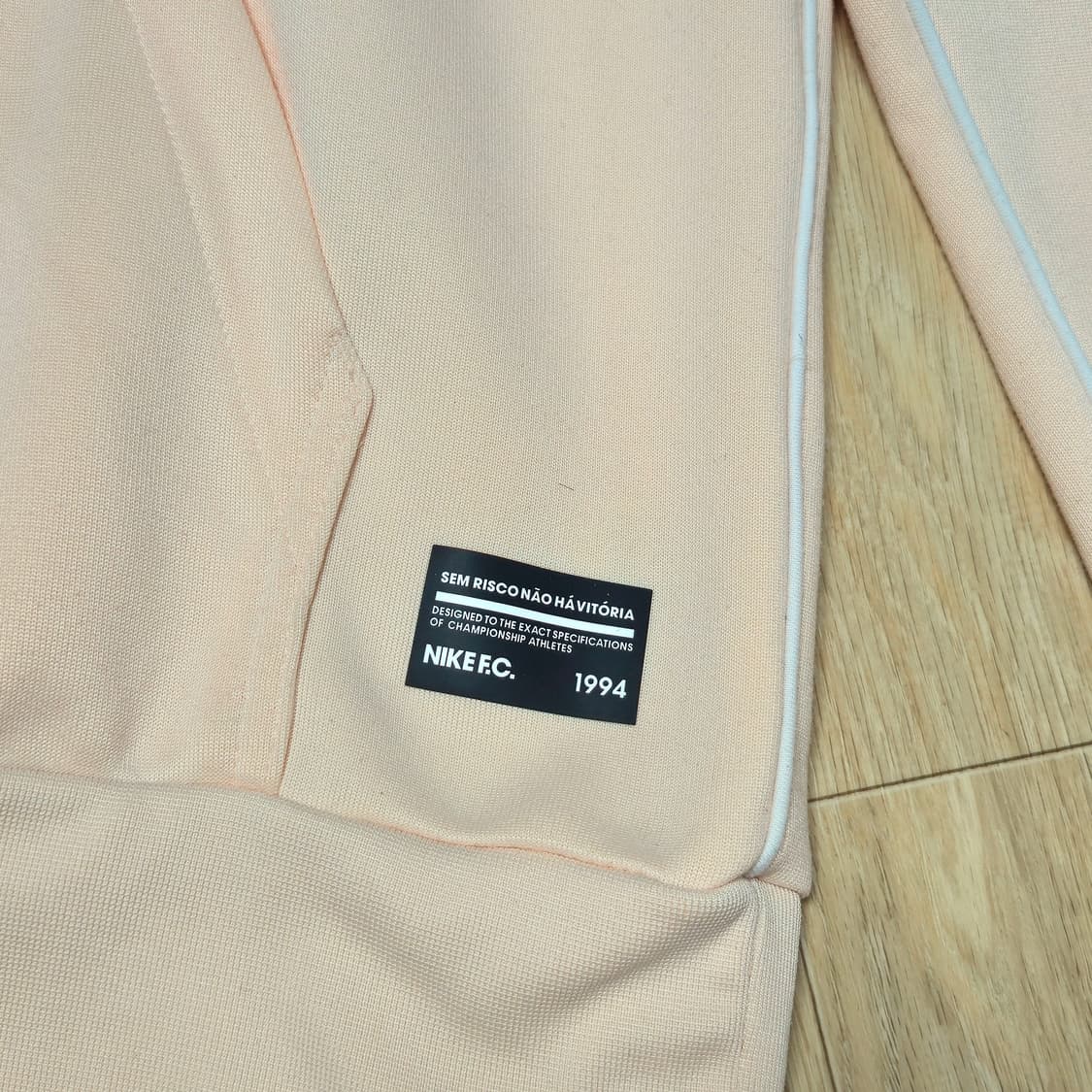 L) 나이키 풋볼 클럽 후드티셔츠 상품이미지4