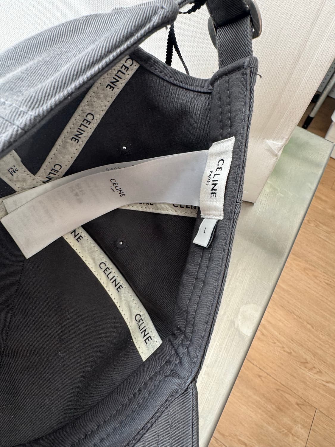 셀린느 트리옹프 베이스볼캡 그레이 L사이즈 / 2회착용 / 풀구성 상품이미지8