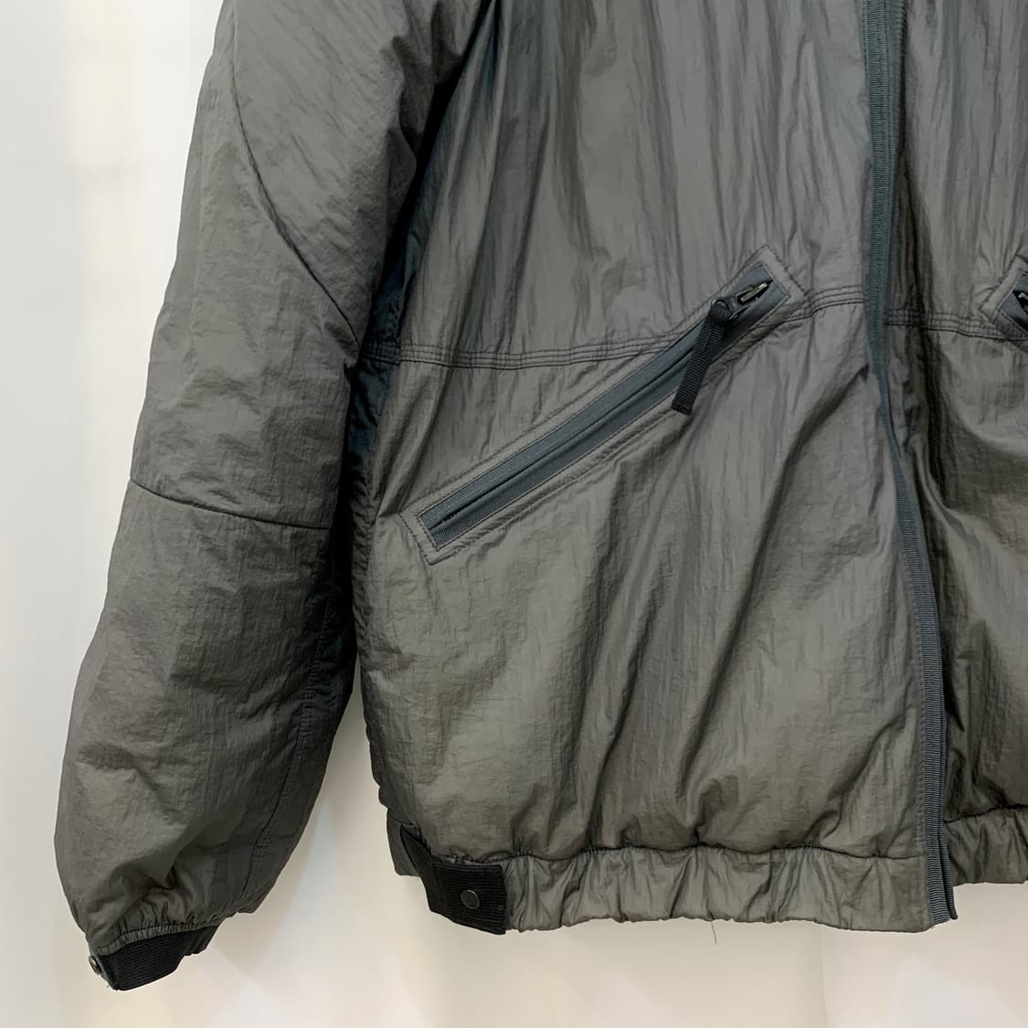 스톤아일랜드 와펜 다운 패딩 자켓 3XL 상품이미지3