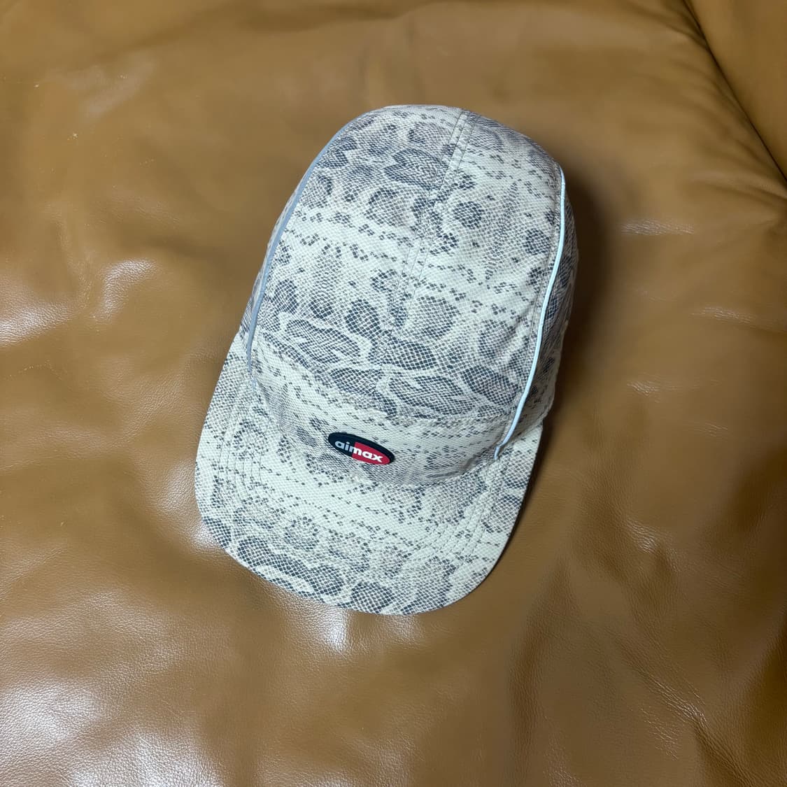 슈프림 나이키 에어맥스 캠프캡 모자 스네이크 스킨 상품이미지5