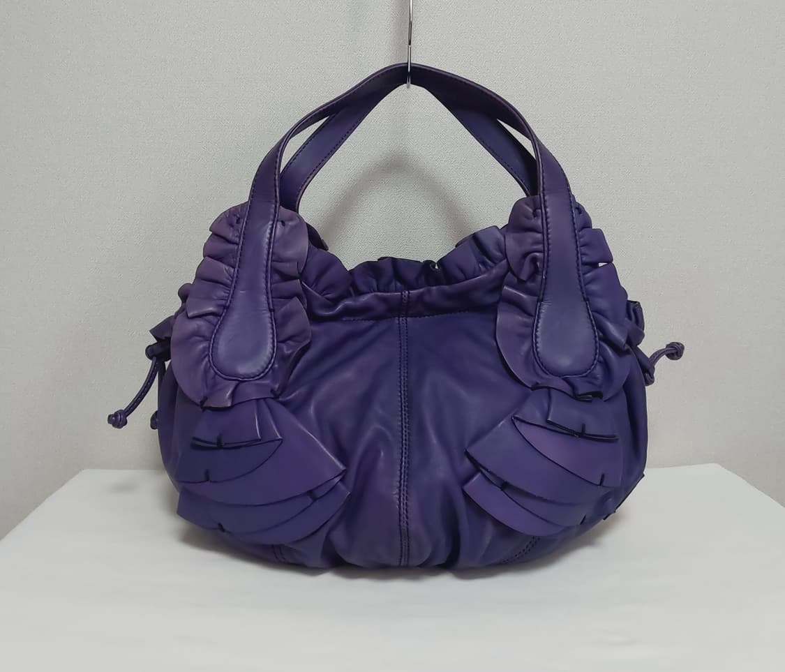 발렌티노 퍼플 레더 러플 이딜 호보백  (정품) 상품이미지1