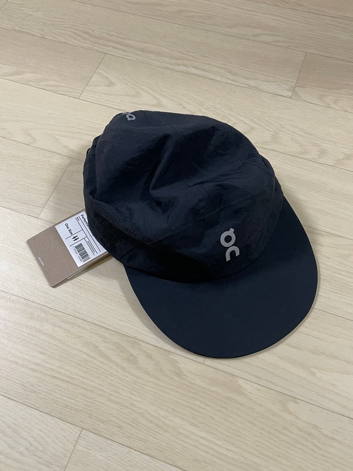 온러닝 퍼포먼스캡 블랙 상품이미지1