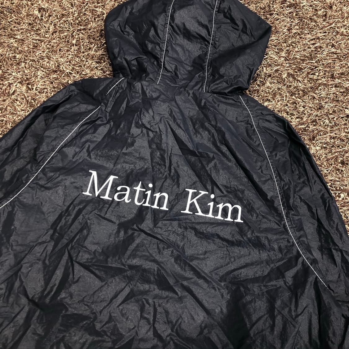 새상품 마뗑킴 크롭 후디 코팅 점퍼 상품이미지3