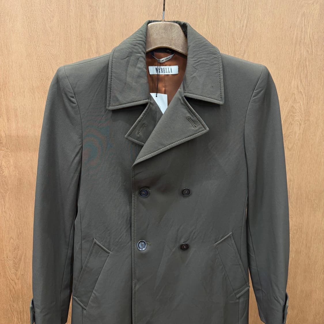 마렐라 클래식 더블 브레스티드 코트 후면 버튼 스트랩 절개 디테일 브라운 상품이미지4