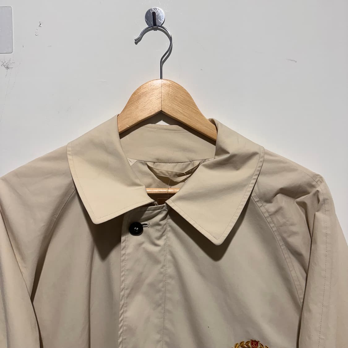 버버리 엠블럼  베이지 자켓 상품이미지2