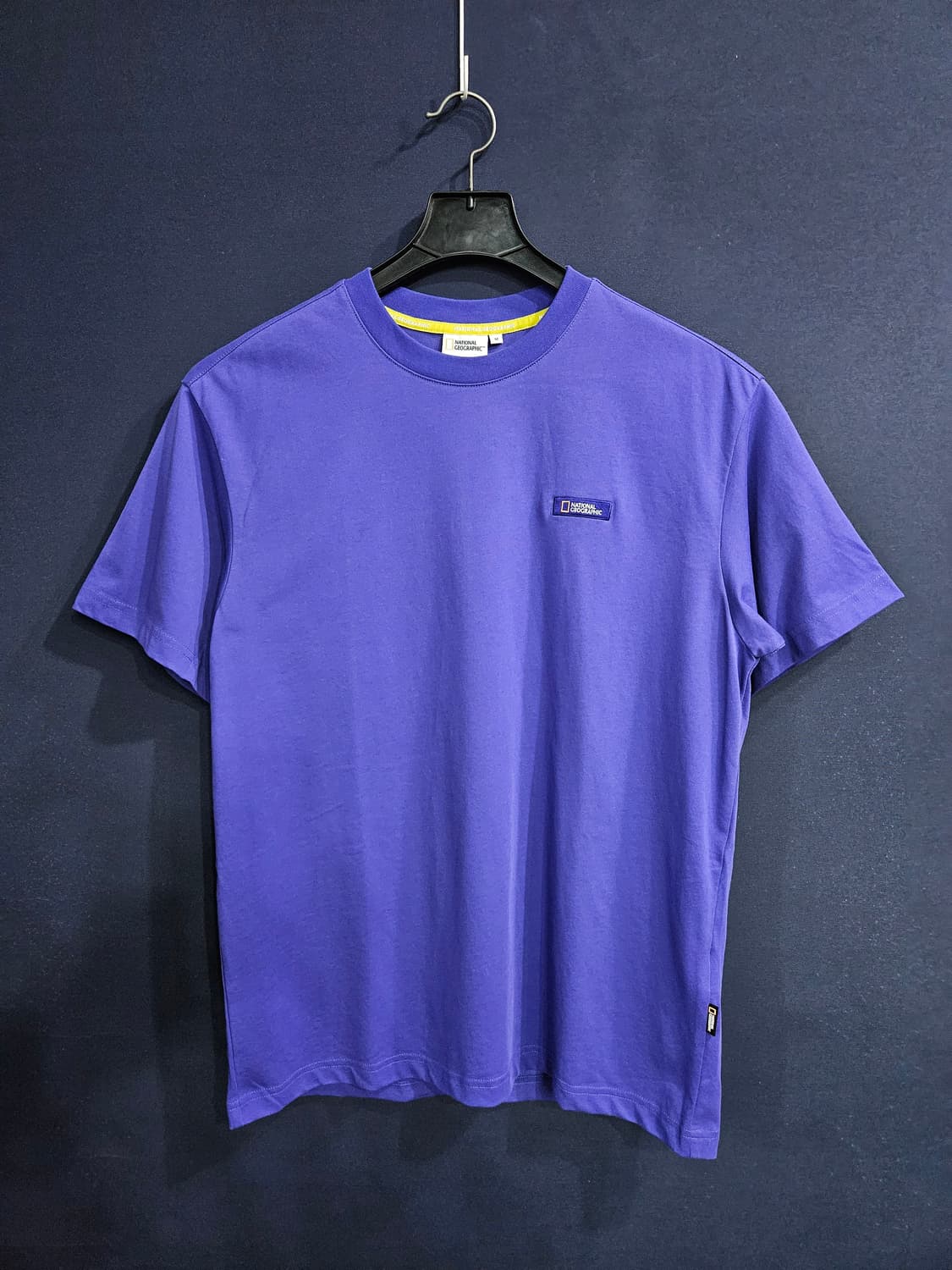 내셔널지오그래픽 퍼플 남성 세미오버핏 95 반팔티  상품이미지1