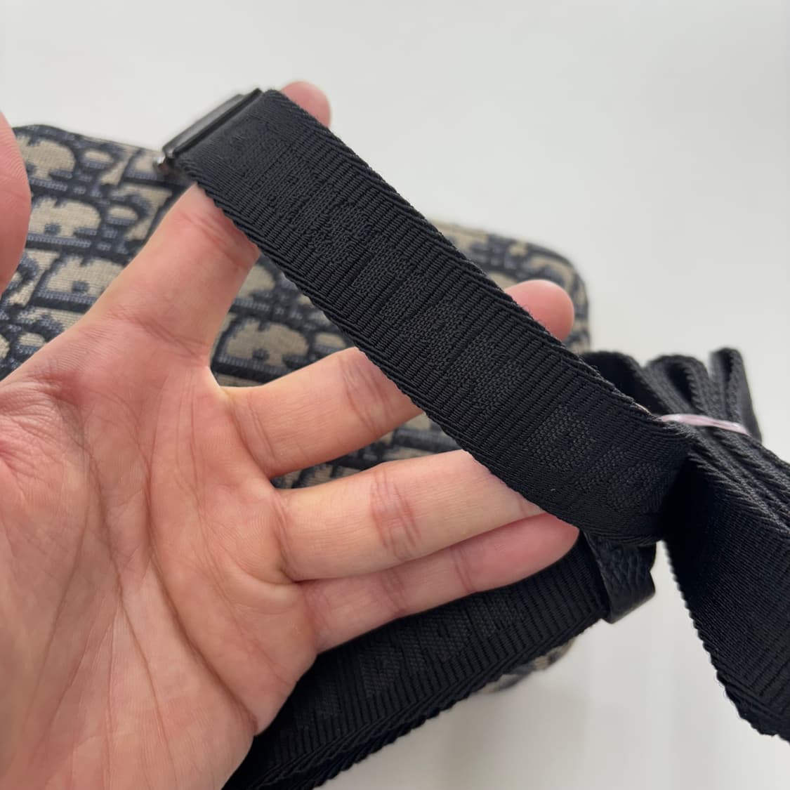 디올 메신저 파우치 베이지 & 블랙 오블리크 자카드 상품이미지5