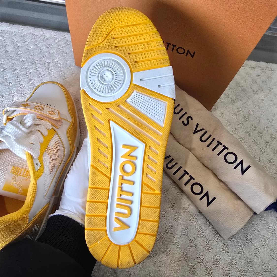 [중고/정품] 루이비통 벨크로 스트렙 LV 트레이너 스니커즈 상품이미지6