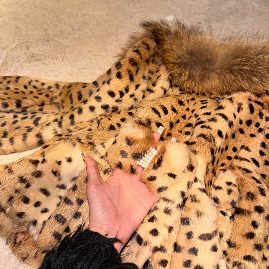 백 리본 포인트 래빗&폭스 퍼자켓 상품이미지3