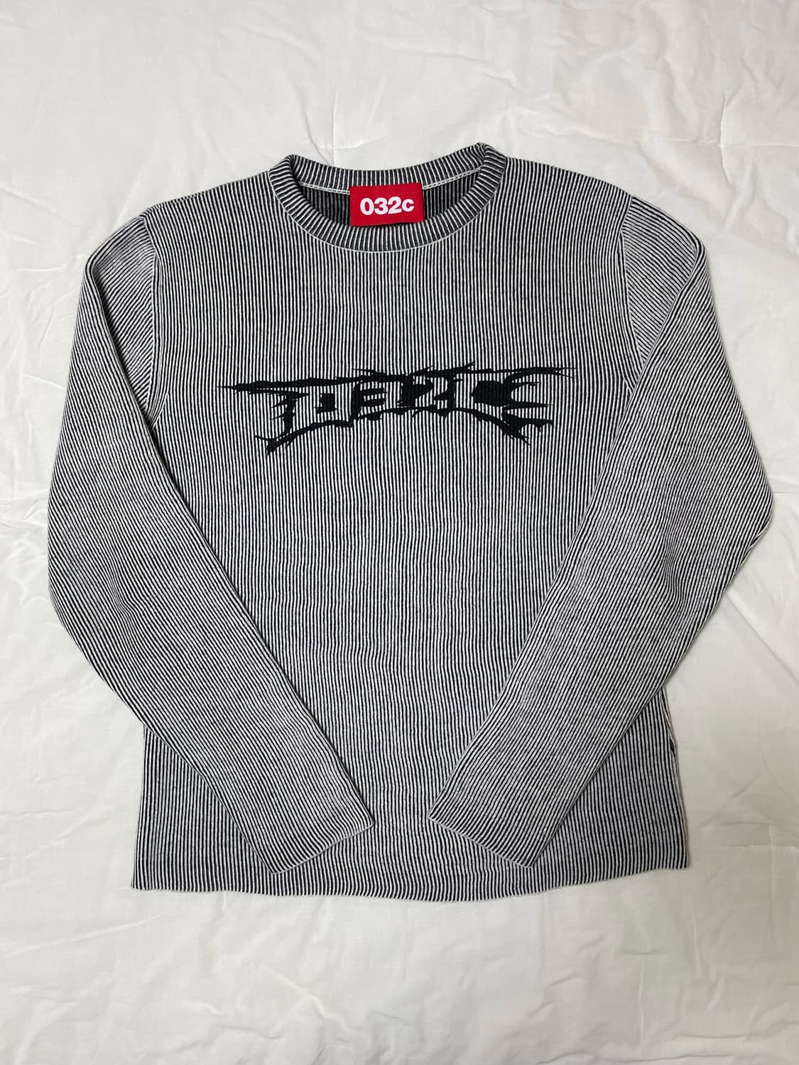 M 032C 너브 셰터 슬림 컷 롱슬리브 니트 상품이미지1