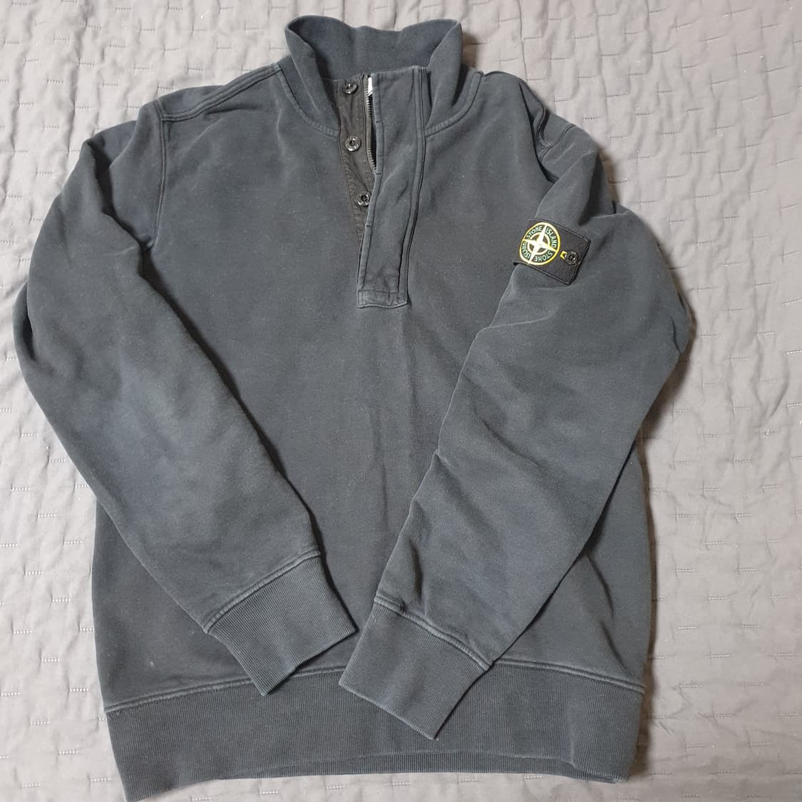 스톤아일랜드 하프집업 맨투맨 상품이미지1