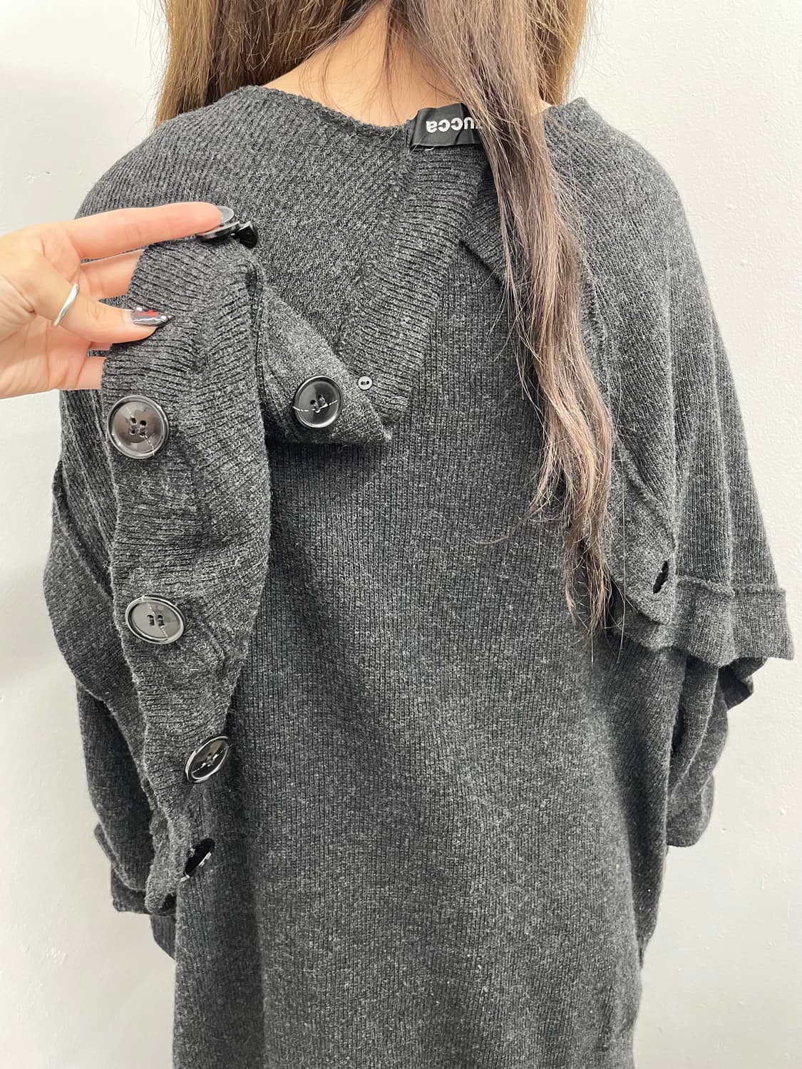 주카 울 버튼 디테일 가디건 상품이미지4