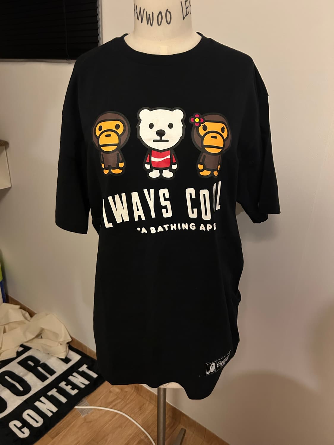 베이프x코카콜라 티셔츠 상품이미지1