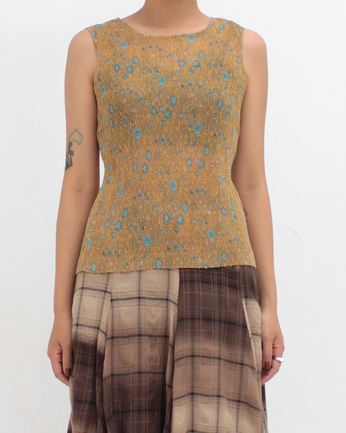 일본 빈티지 플리츠 플라워 슬리브리스 나시 라운드넥 민소매 탑 상품이미지6