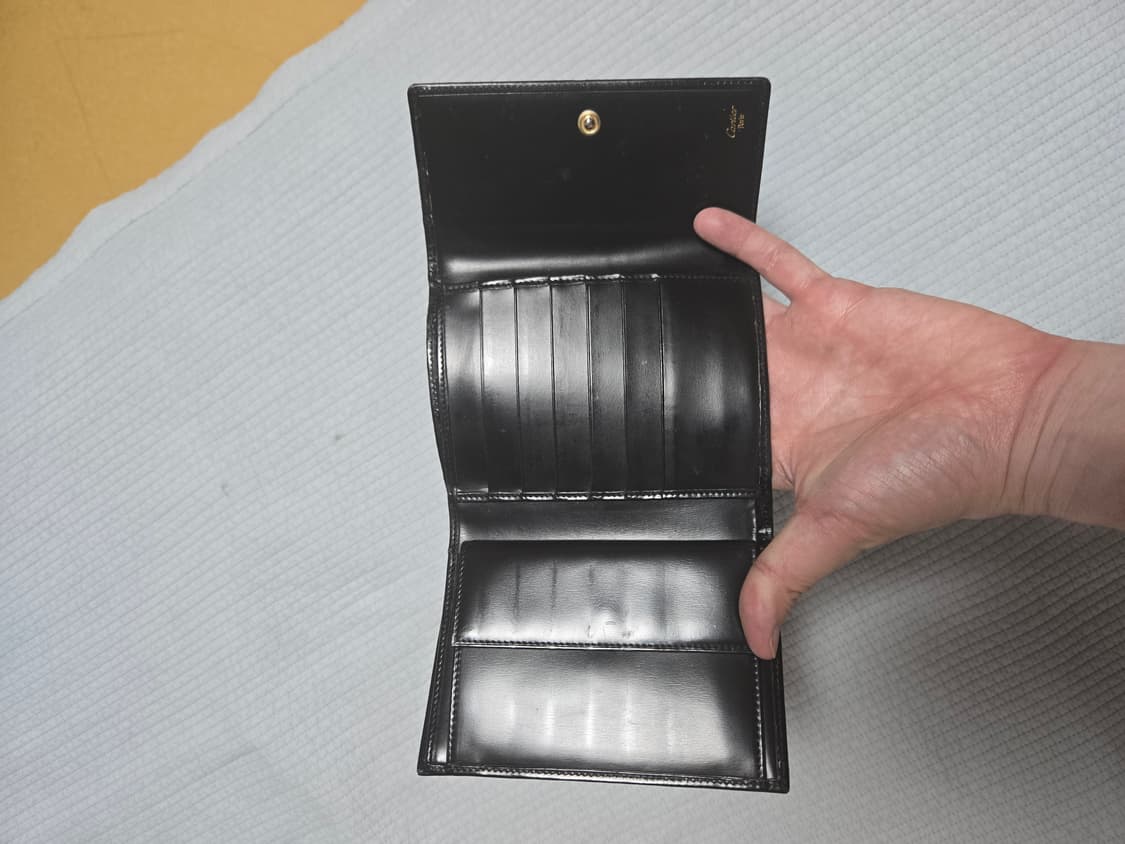 까르띠에 블랙 여성 반지갑 상품이미지3