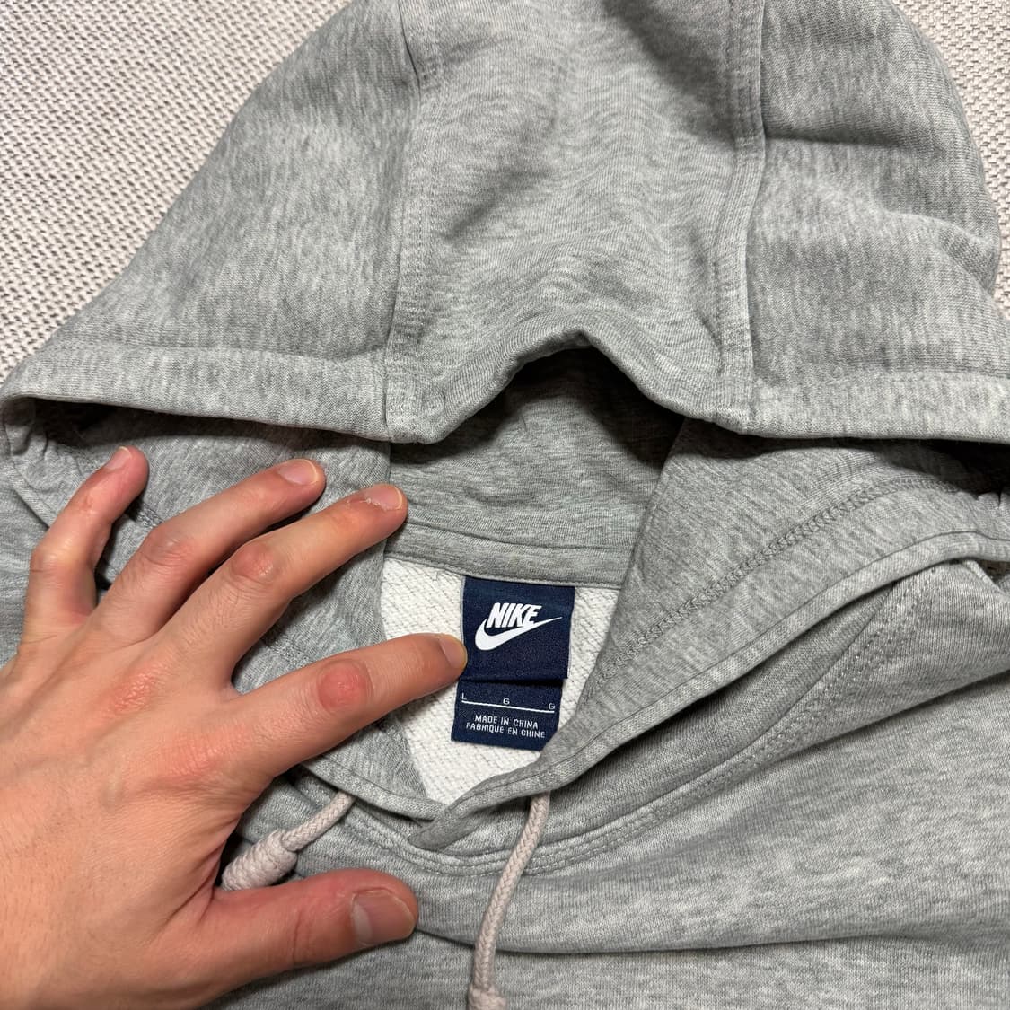 나이키 스몰로고 후드티 상품이미지2