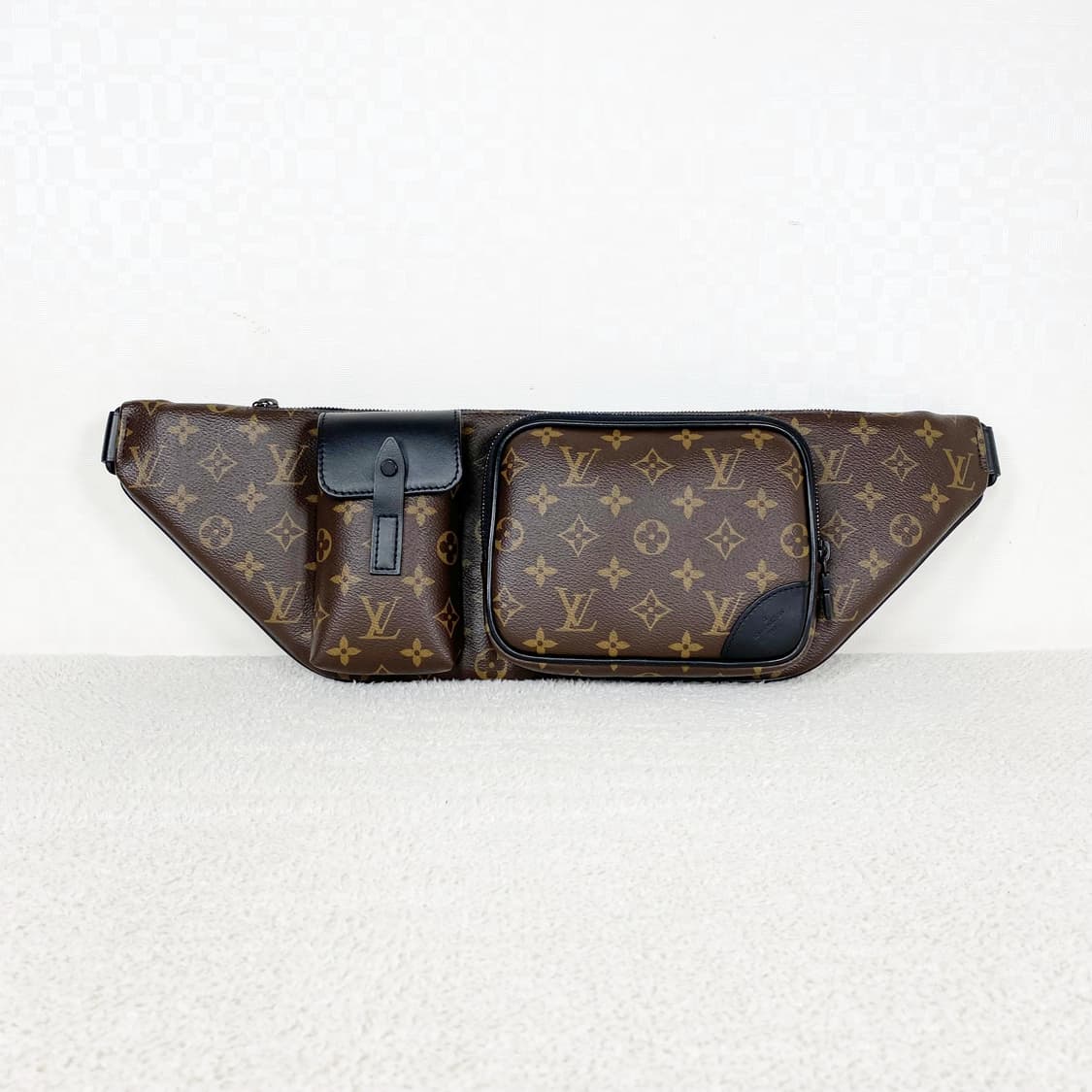 루이비통 크로스백 크리스토퍼 범백 상품이미지1