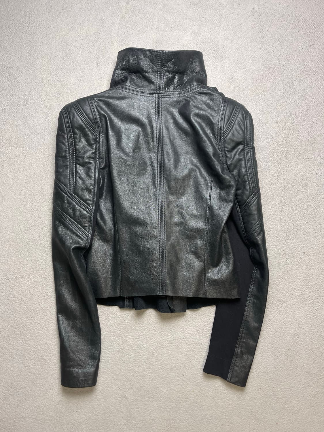 [xs] BCBGMAXAZRIA 하이넥 레더자켓 상품이미지4