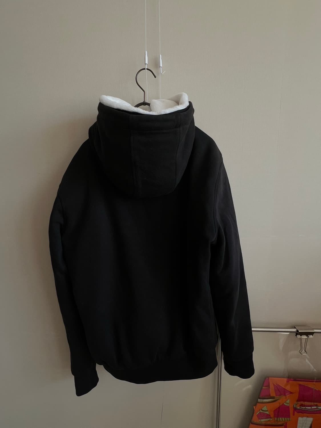 무스너클 버니스 웨터 상품이미지4